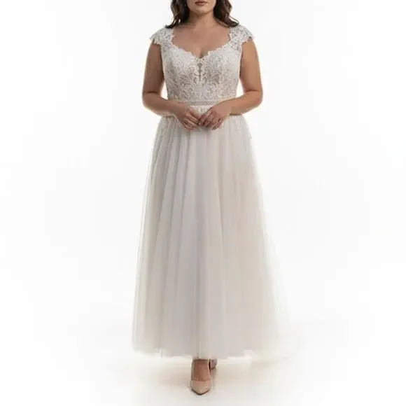 Jaden White Sleeveless Dress Size 114 x 98 cm - Picture 2 of 10